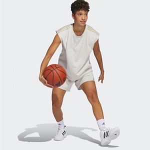 NWT adidas Select Sleeveless Top - Beige | Women's Basketball Size M